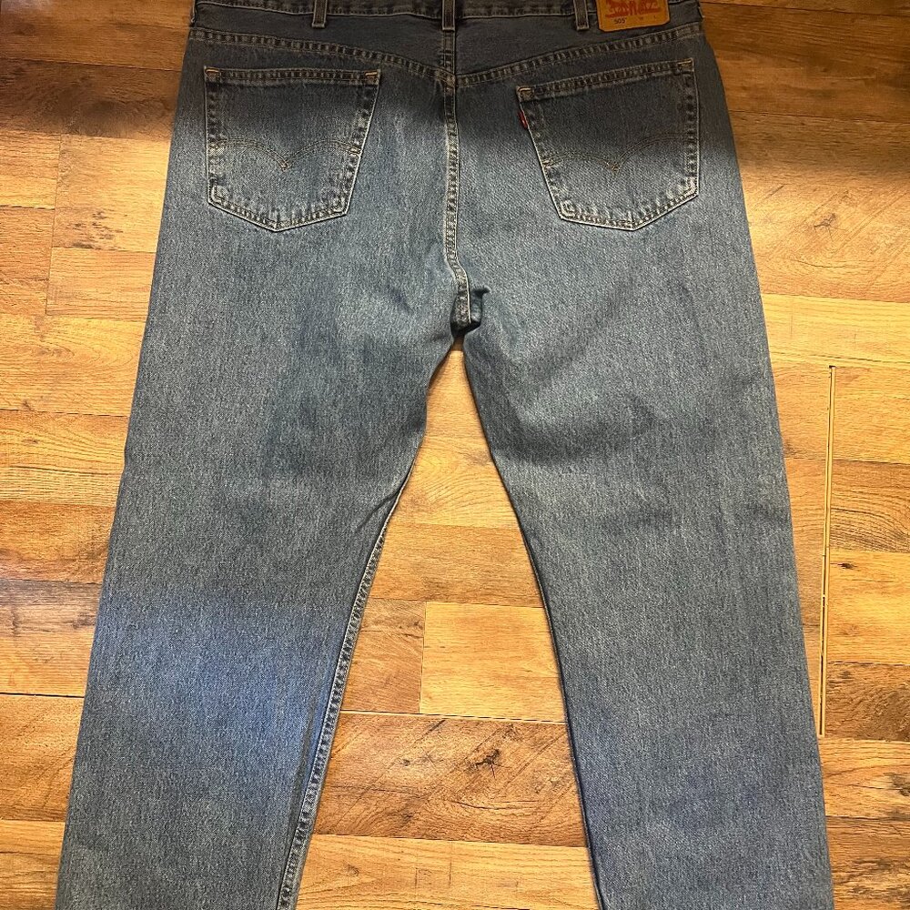 46x32 Men's Levis